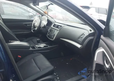 2017 Nissan Altima 2.5 Sr из США, поврежденный, VIN 1N4AL3AP5HC147469